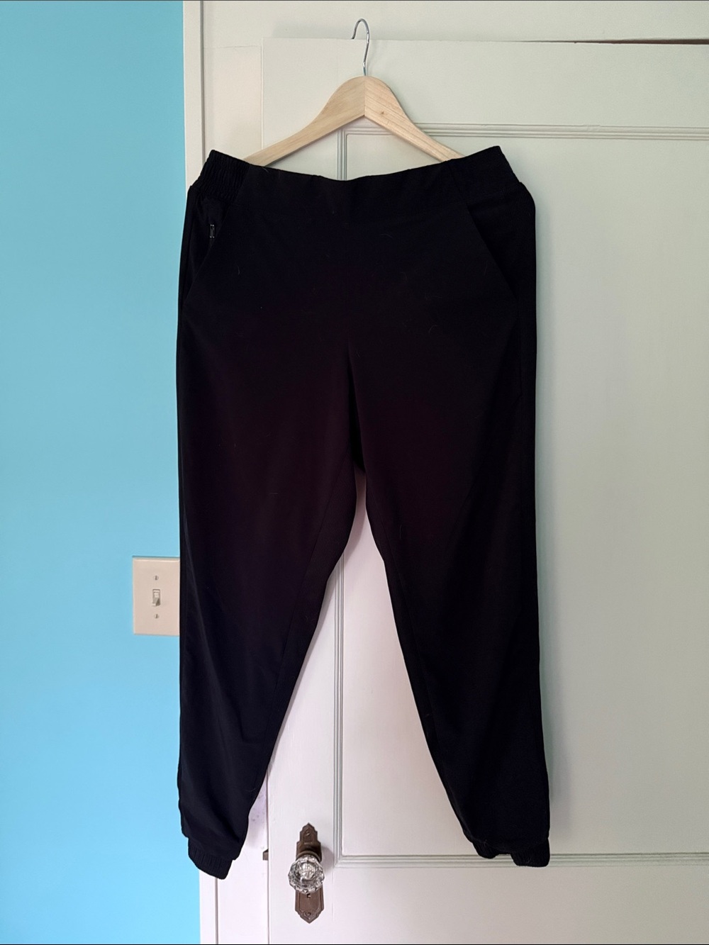 Athleta Black Women's Brooklyn Lined Jogger